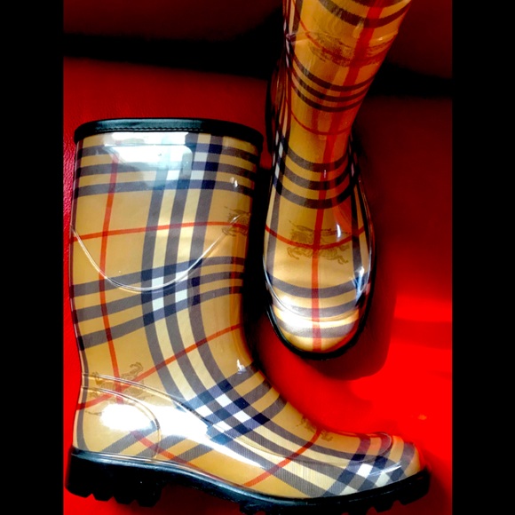 Burberry rubber rain boots - Size 39 / US 9 - Picture 3 of 6